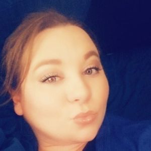 Meet your Posher, Nina